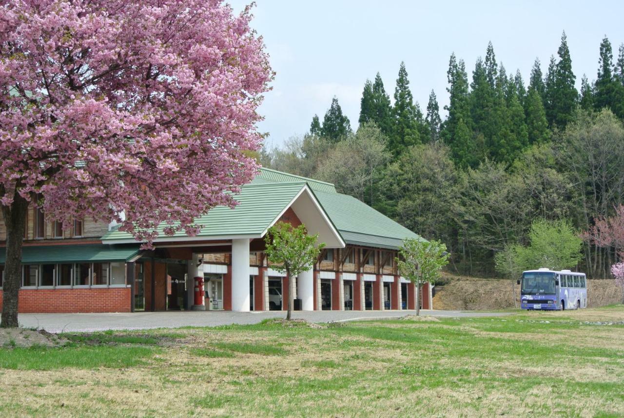 Yurari Hotel Tadami Exterior foto